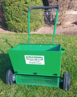 Mini Topper Topdresser 68 Litre, 600mm Width -Landscaping mini topper 20221122 133144 72358.1669767016