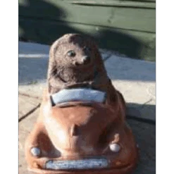 Border Stoneware Hedgehog & Car