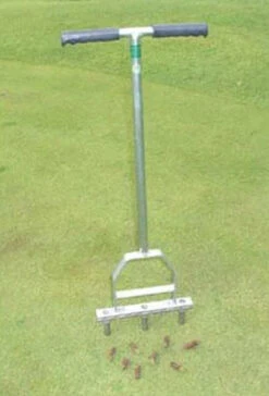 Robust 3 Tyne Turf Aerator -Landscaping robust 3 tyne turf aerator 4 70460.1681711281